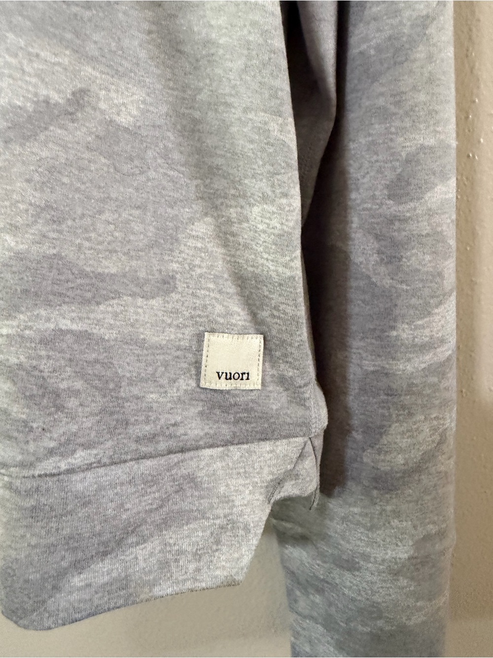 Vuori | Like New Halo Essential Pale Heather Camo Hoodie - Picture 5 of 9